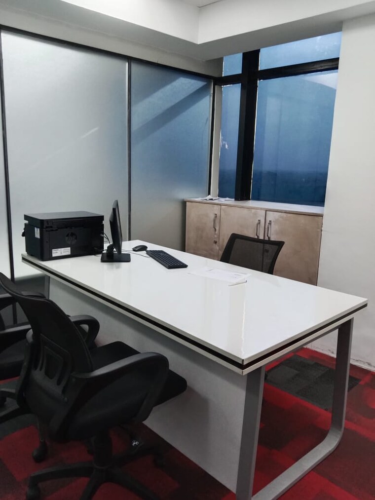 Team Area, netaji subhash place Commercial Office Space 3500 Sq.Ft. In Netaji Subhash Place Delhi 9307946