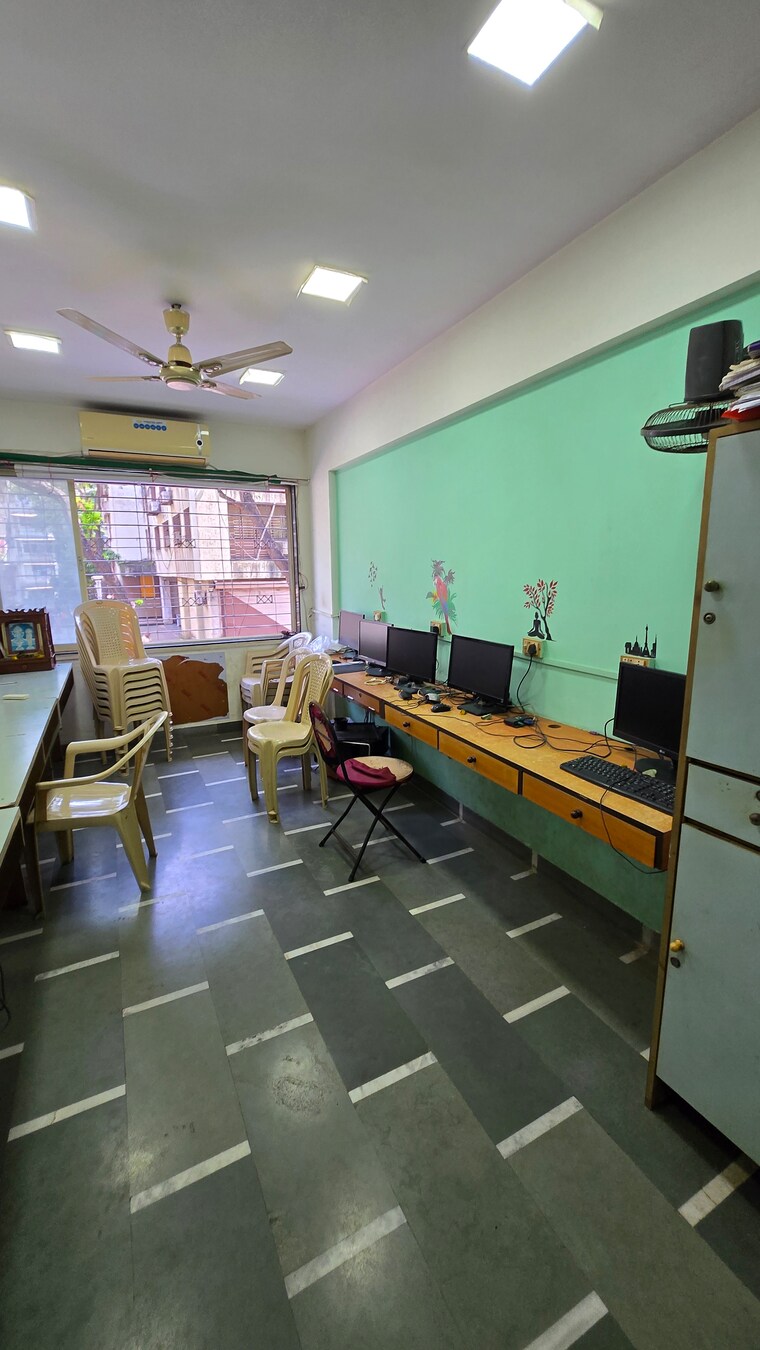 undefined, sukh-sagar-chs-kandivali Commercial Office Space 225 Sq.Ft. In Kandivali East Mumbai 9307954