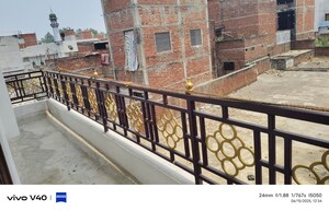 Balcony in 1 BHK Villa at Mughal Sarai – for Rent