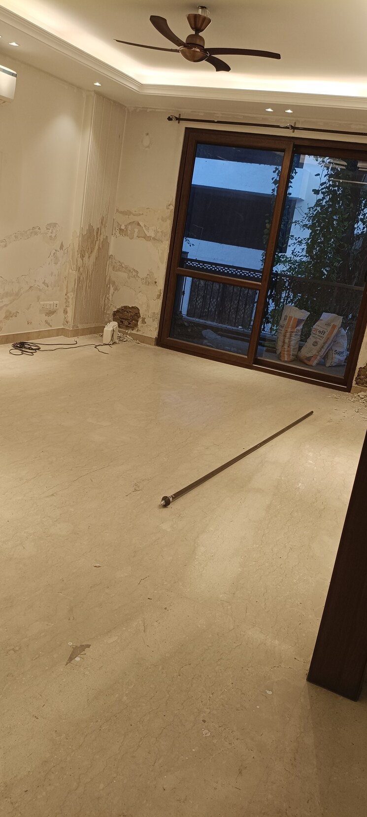 Room, vasant kunj 3 Bedroom 2000 Sq.Ft. Apartment In Vasant Kunj Delhi 9307958