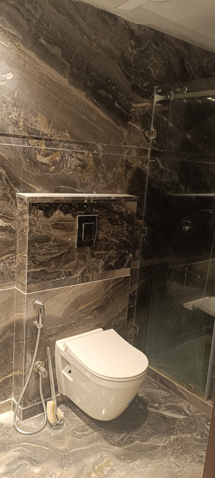 Bathroom, vasant kunj 3 Bedroom 2000 Sq.Ft. Apartment In Vasant Kunj Delhi 9307958