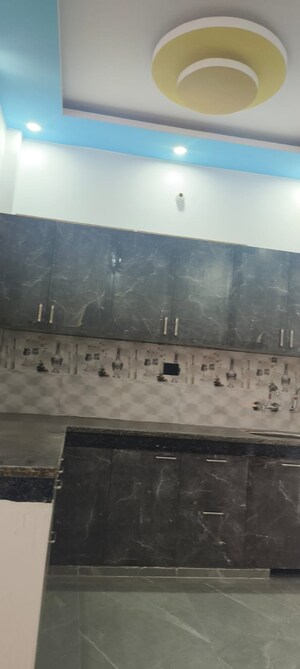 Kitchen in 2 BHK Independent House at Gomti Nagar – for Rent