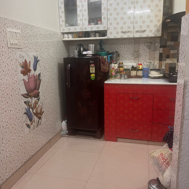 Living Room, e block shastri nagar 2 Bedroom 105 Sq.Yd. Apartment In E Block Shastri Nagar Ghaziabad 9307966