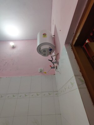 Bathroom in 1 BHK Independent House at Gomti Nagar – for Rent