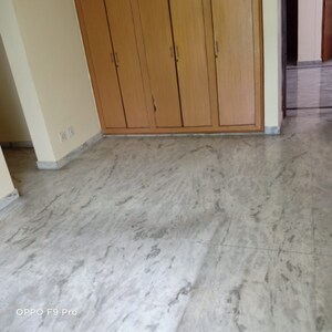 Room in 2 BHK Independent House at Gomti Nagar – for Rent