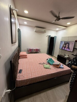 Bedroom in 2 BHK Independent House at Gomti Nagar – for Rent