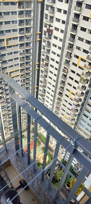 2 BHK Apartment – Exterior View View at Amanora Gold Towers, Hadapsar - for Sale