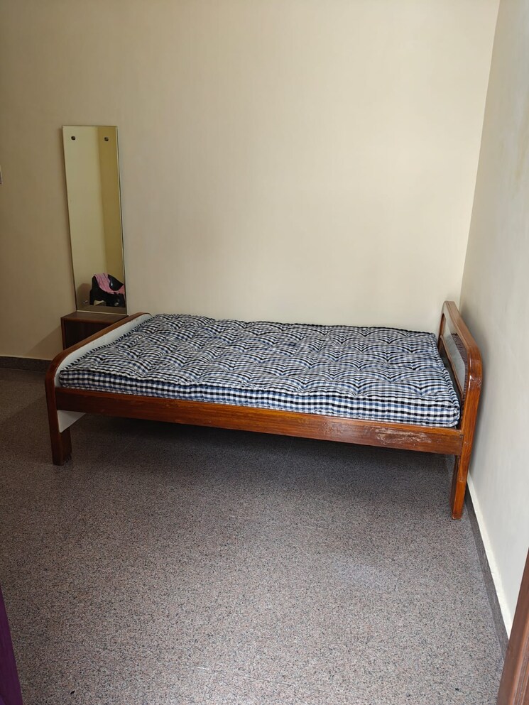 Bedroom, gomti nagar 1.5 Bedroom 960 Sq.Ft. Independent House In Gomti Nagar Lucknow 9308016