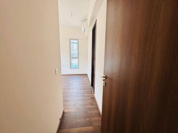Bedroom in 2 BHK Apartment at Piramal Vaikunth, Balkum Pada – for Rent