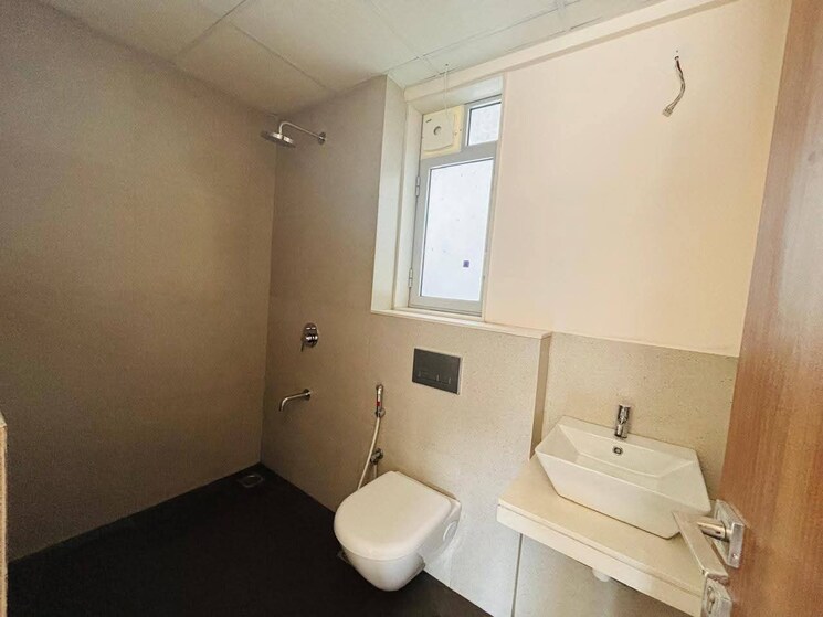 Bathroom, piramal-vaikunth 2 Bedroom 800 Sq.Ft. Apartment In Balkum Pada Thane 9308017