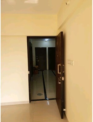 Furnished Amenities in 2 BHK Apartment at Kalpataru The Sunrise, Kolshet Road – for Rent