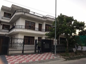 6+ BHK Independent House For Sale in Sector 91