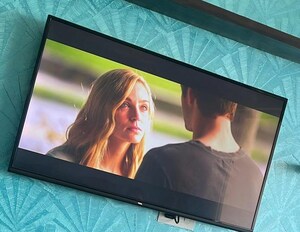 Bedroom in 2 BHK Apartment at Amanora Gold Towers, Hadapsar – for Rent