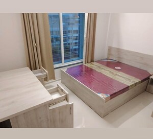 Bedroom in 2 BHK Apartment at Amanora Gold Towers, Hadapsar – for Rent