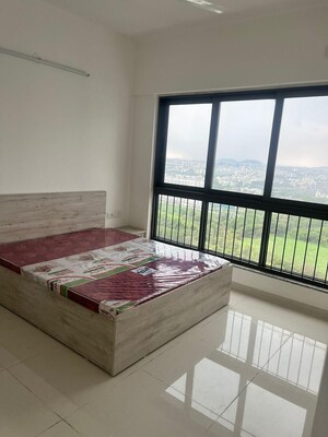 Bedroom in 2 BHK Apartment at Amanora Gold Towers, Hadapsar – for Rent