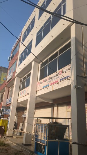  Showroom – Exterior View View at Hudda Market - for Rent