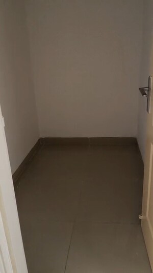 Room in 2.5 BHK Apartment at Stellar Jeevan, Sector 1 Greater Noida – for Sale