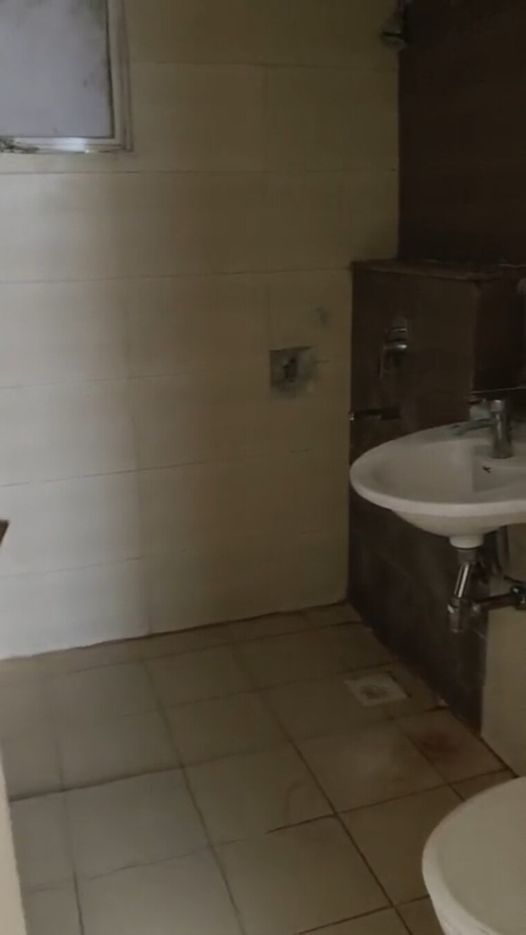 Bathroom, stellar-jeevan 2.5 Bedroom 1027 Sq.Ft. Apartment In Sector 1 Greater Noida Greater Noida 9308059