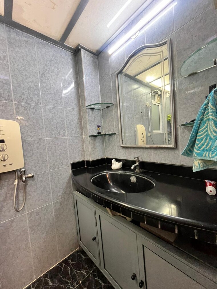 Kitchen, andheri west 3 Bedroom 1400 Sq.Ft. Apartment In Andheri West Mumbai 9308050