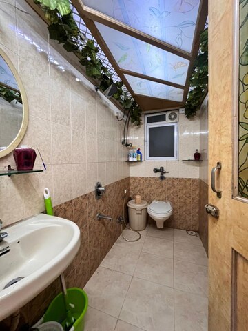Bathroom in 3 BHK Apartment at Andheri West – for Rent