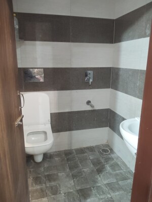 Attached Bathroom in 1 BHK Apartment at Patiala Road – for Sale