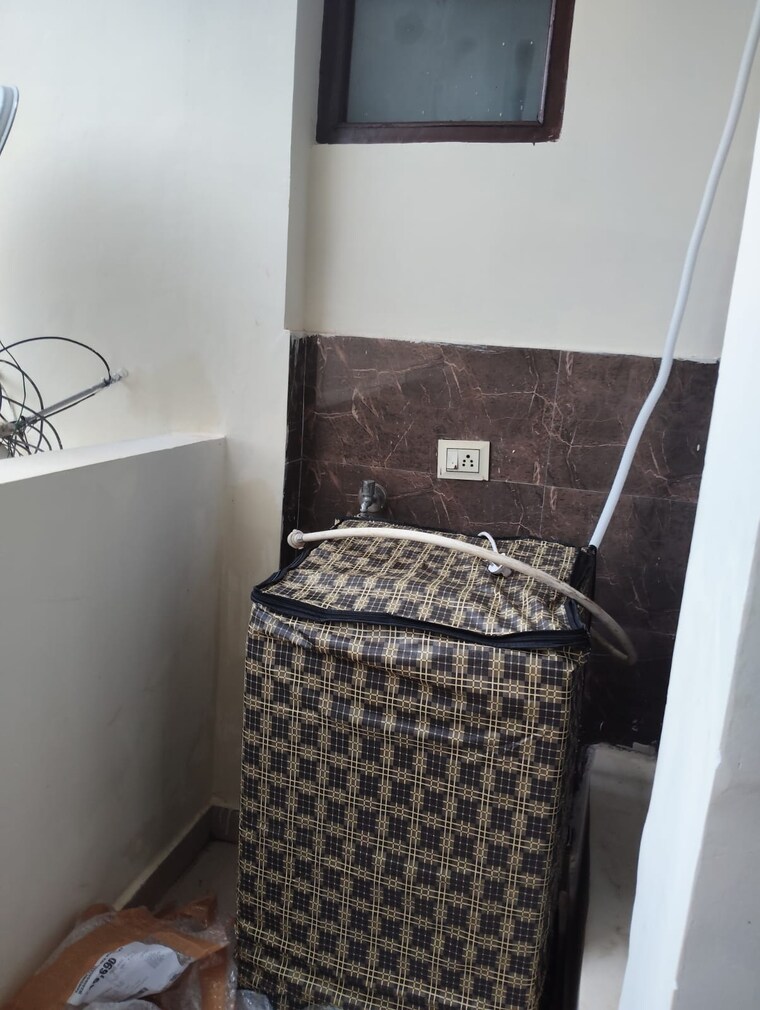 undefined, patiala road 1 Bedroom 900 Sq.Ft. Apartment In Patiala Road Zirakpur 9308051