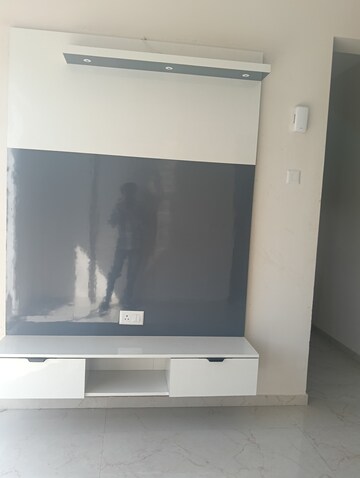 Furnished Amenities in 2.5 BHK Apartment at Smart World Gems, Sector 89 – for Rent
