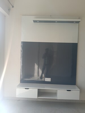 Furnished Amenities in 2.5 BHK Apartment at Smart World Gems, Sector 89 – for Rent