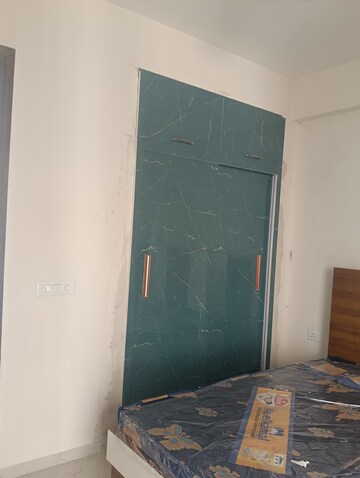 Bathroom in 2.5 BHK Apartment at Smart World Gems, Sector 89 – for Rent