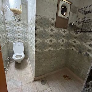 Bathroom in Studio Builder Floor at South Extension ii – for Rent