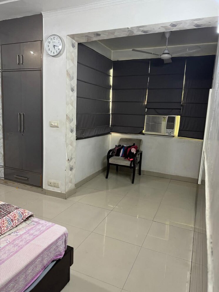 Room, tarun-cghs 4 Bedroom 2475 Sq.Ft. Apartment In Sector 47 Gurgaon 9308094