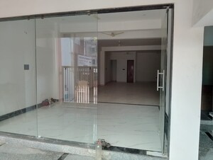  Shop For Rent in Gomti Nagar