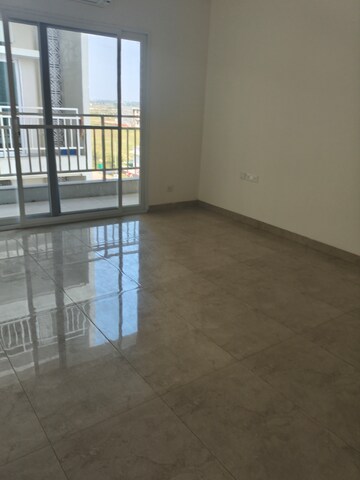 4 BHK Apartment For Rent in Uchdpl Veridia Oakwood Enclave, Wave City