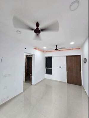 Master Bedroom in 2 BHK Apartment at Kalpataru Immensa, Kolshet Road – for Rent