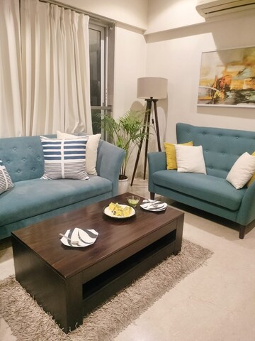 Living Room in 3 BHK Apartment at Santacruz West – for Rent