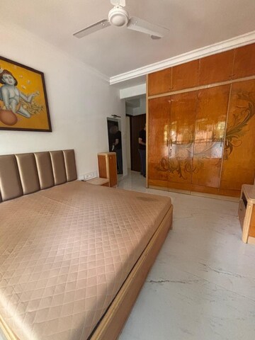 Bedroom in 3 BHK Apartment at PR Hira, Khar West – for Rent
