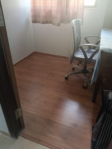 Room in 1.5 BHK Apartment at Lodha Palava City Lakeshore Greens, Dombivli East – for Rent