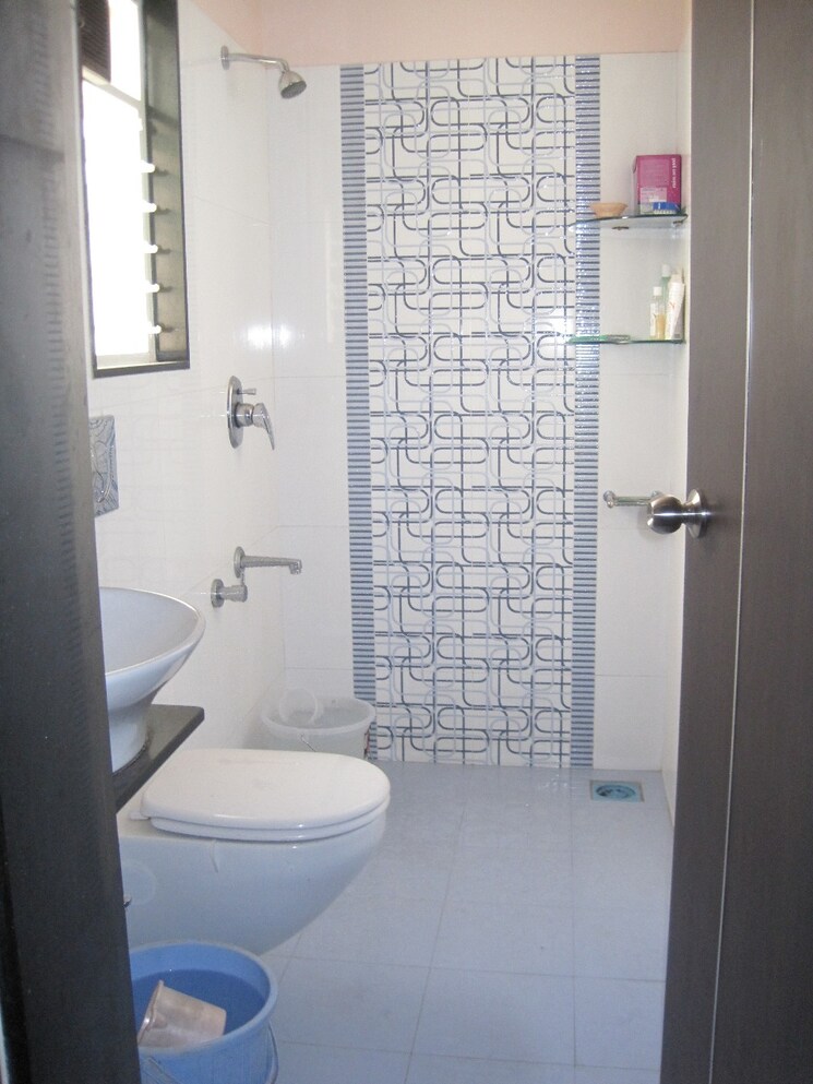 Bathroom, eka-elitas 3 Bedroom 1550 Sq.Ft. Apartment In Kothrud Pune 9308126