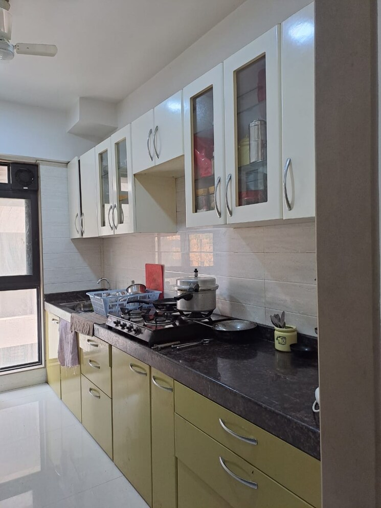 Kitchen, sambhav-zest 2 Bedroom 750 Sq.Ft. Apartment In Bandra West Mumbai 9308127