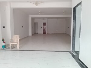  Showroom For Rent in Gomti Nagar