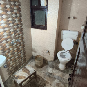 Bathroom in 1 BHK Builder Floor at Malviya Nagar – for Rent