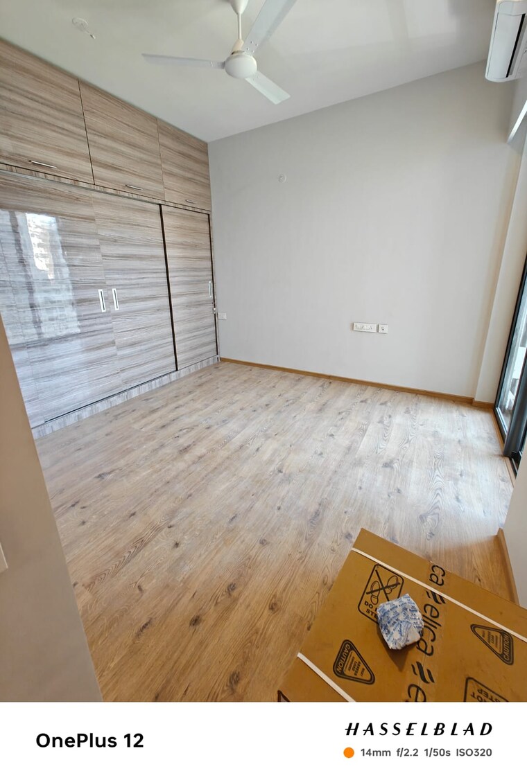 Room, rustomjee-paramount-f-wing 2 Bedroom 777 Sq.Ft. Apartment In Khar West Mumbai 9308145