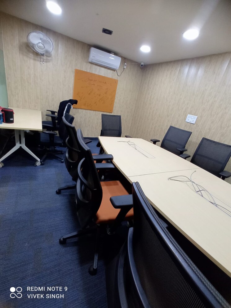 Team Area, janakpuri Commercial Office Space 2500 Sq.Ft. In Janakpuri Delhi 9308148
