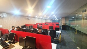  Office Space For Rent in Janakpuri