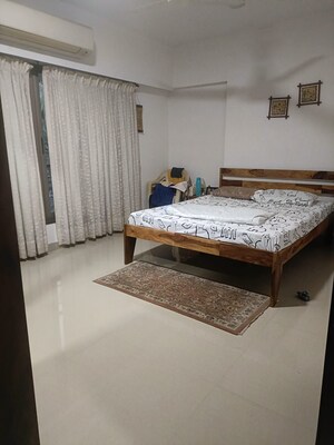 Bedroom in 2 BHK Apartment at Santacruz West – for Sale