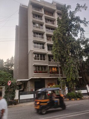 2 BHK Apartment – Exterior View View at Santacruz West - for Sale