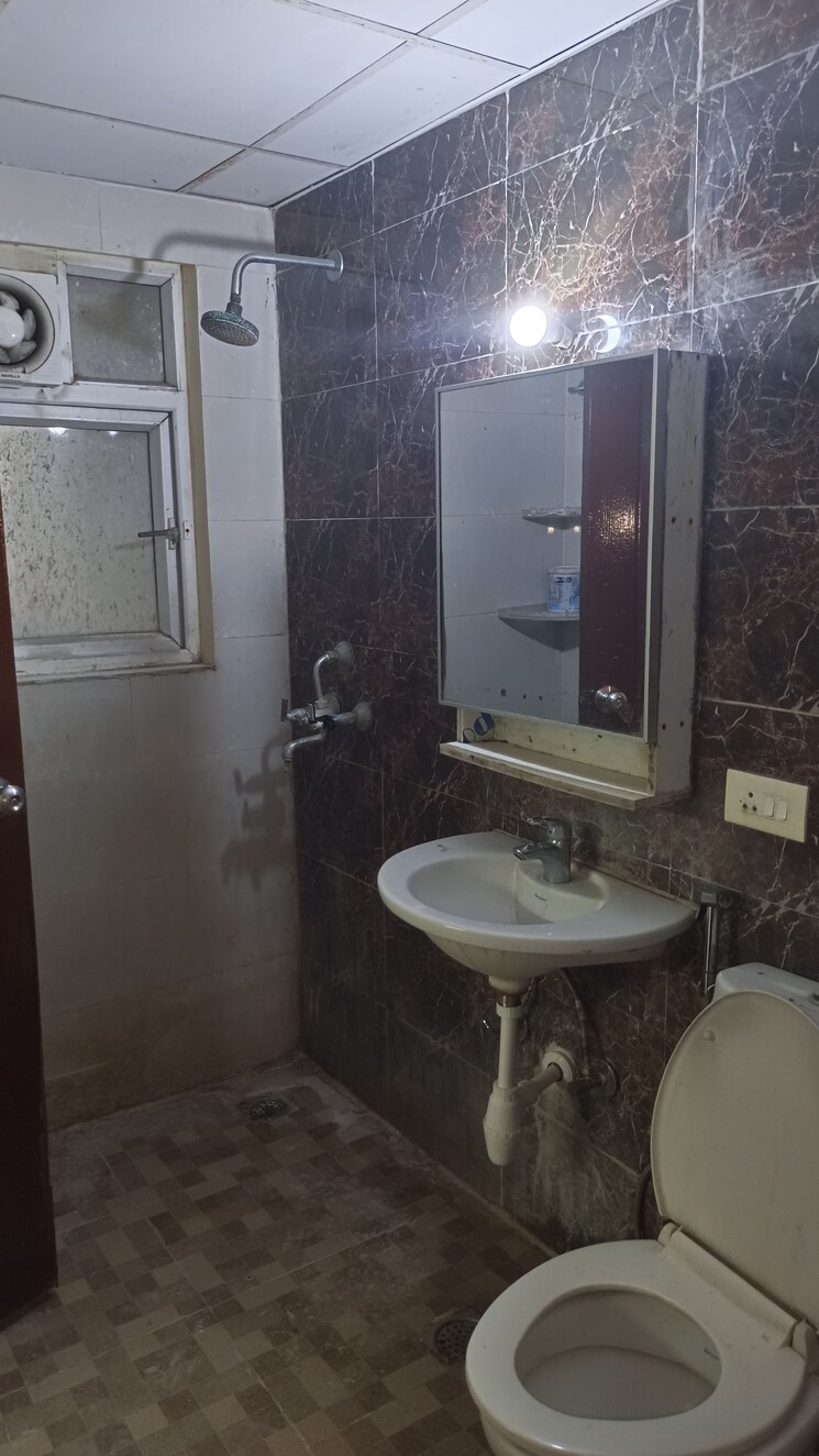 Bathroom, aditya-urban-casa 2 Bedroom 1074 Sq.Ft. Apartment In Sector 78 Noida 9308170