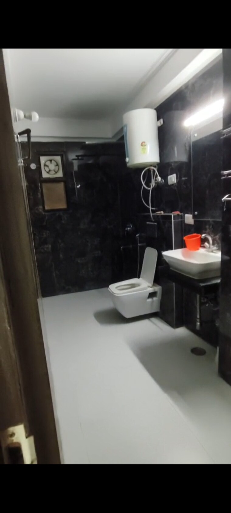 Master Bedroom, freedom fighters enclave 3 Bedroom 1800 Sq.Ft. Builder Floor In Freedom Fighters Enclave Delhi 9308179