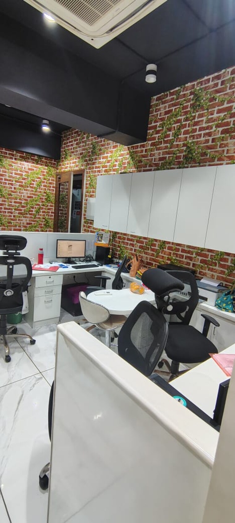 Team Area, pitampura Commercial Office Space 1000 Sq.Ft. In Pitampura Delhi 9308218