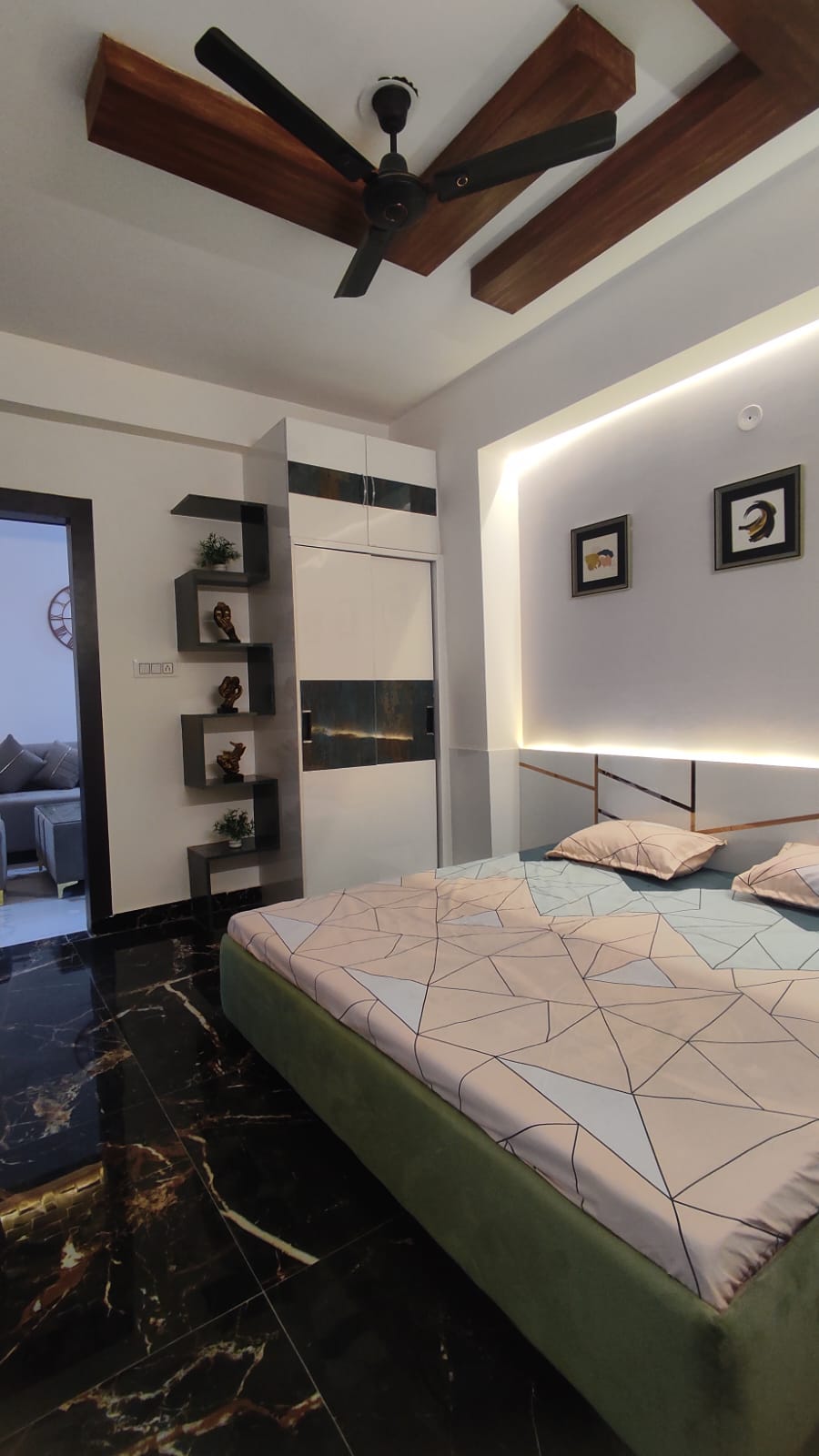 1 BHK 650 Sq.Ft. Apartment in DMD Hometech Awas Yojna